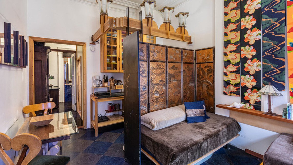 vimfaync's tweet photo. This Manhattan townhouse is something else! https://t.co/1eBgTBHgH9 https://t.co/u59kLhEmHv
