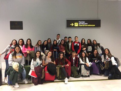 RealejosNazaret's tweet photo. Ready for the Language Immersion to Dublin!!! @coleinnovadores @CIBCanarias #BeLifeBeLive https://t.co/P78kUVpCJH