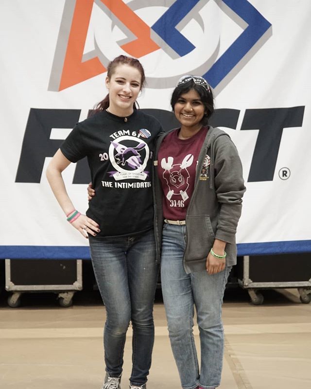 Congratulations to our Dean's List Finalists Hannah R. (#frc61), Dwaritha R. (#frc3146)! #omgrobots #WeAreNE