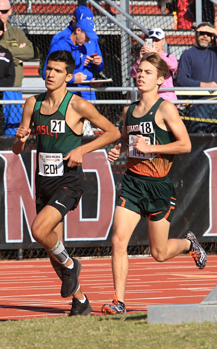 Ivan pushes the pace to a new mile PR of 4:52 at #FSURelays . Way to run tough! 🐬 #FinFast