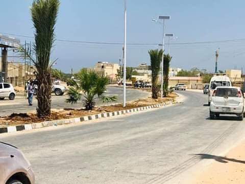 JokarMaxamed's tweet photo. #Somaliland
The Mayor of Berbera,Somaliland Mr Abdishakur planting to his hands trees the streets of berbera city Congratulations.We need green and clean cities. https://t.co/aATwxiZ8dM https://t.co/spOSElqego