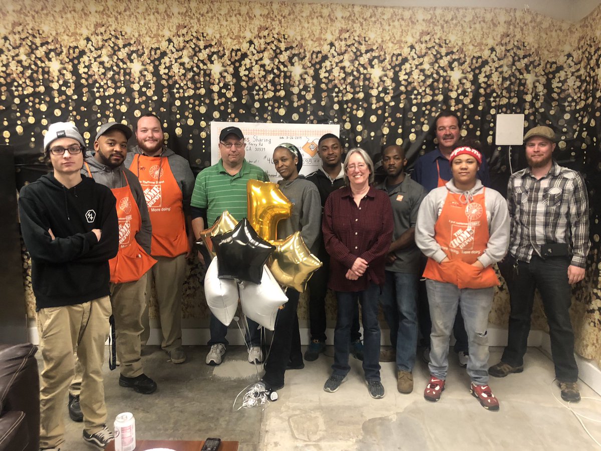 JohnJacobusTHD's tweet photo. Celebrating Success with this awesome group of people! Looking forward to staying #1 this half too! https://t.co/4y1Cfq2ev5