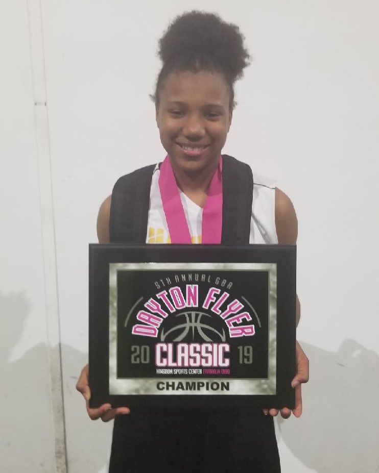 Manimal_girls's tweet photo. 🏅 2023 Madison Brittle awarded Tournament MVP of @gbabasketball Flyer Classic #ManimalMode👹
 #OurGirlsGrind #502First  #adidas #adidas3stripelife 
#LouisvillevsEverybody #SummerGonnabeLit🔥
#Ballislife #GirlsGotGame #Louisville #Traintobethebest #CollegeBound https://t.co/H00BRWqcZg
