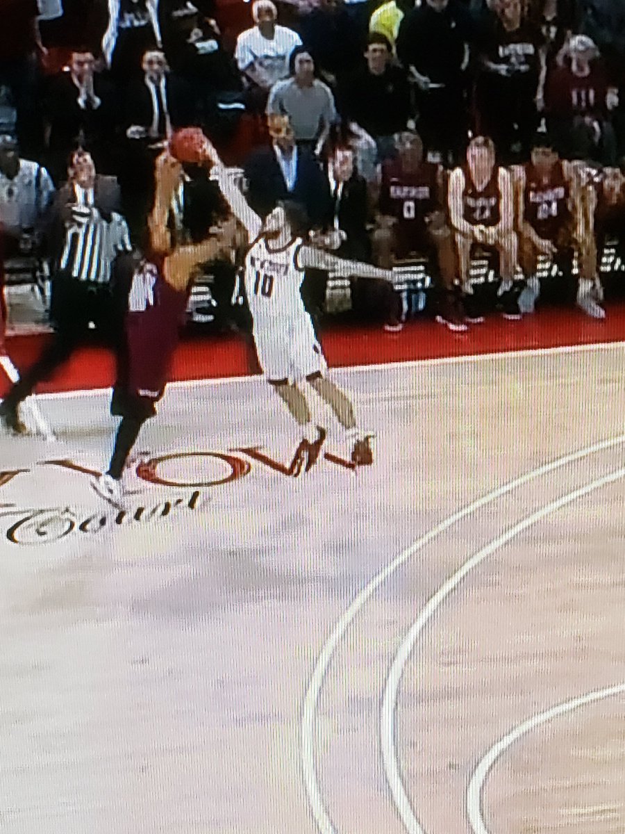 cpfrazier14's tweet photo. My man @BBeverly10 has had game winning shots but tonight might have been his first potential game winning block!! https://t.co/f1PoZtNZQ3