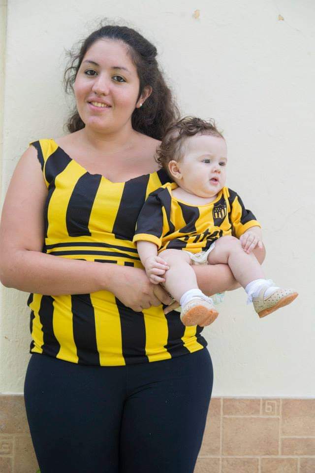 marucarbone's tweet photo. Aca #terrajeando porque terraja se nace 💛🖤💛🖤💛🖤💛🖤 https://t.co/BPvztPapK1