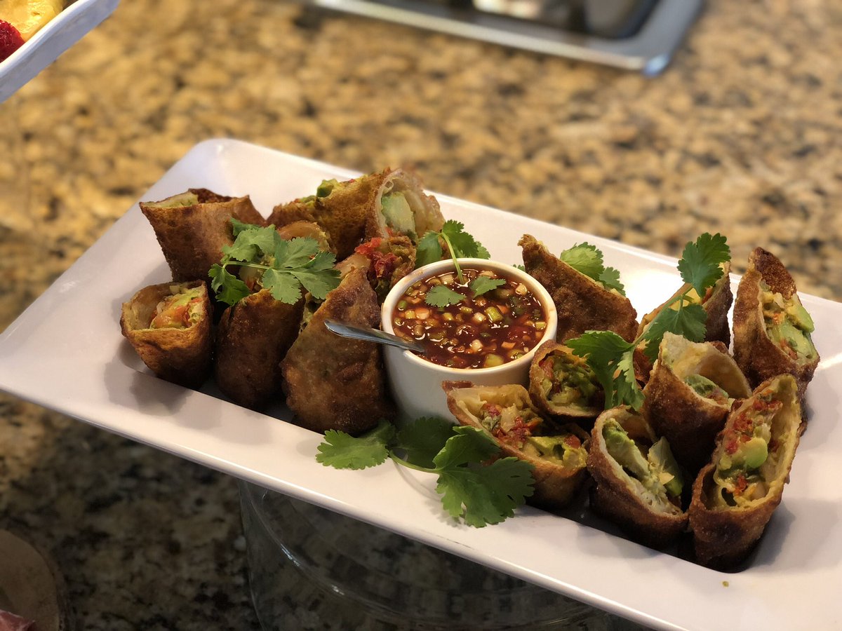 chefdoug_mcgee's tweet photo. Hor’dourves are served!! #nolachef #hordourves #chefdoug https://t.co/qnVd3uv1JQ