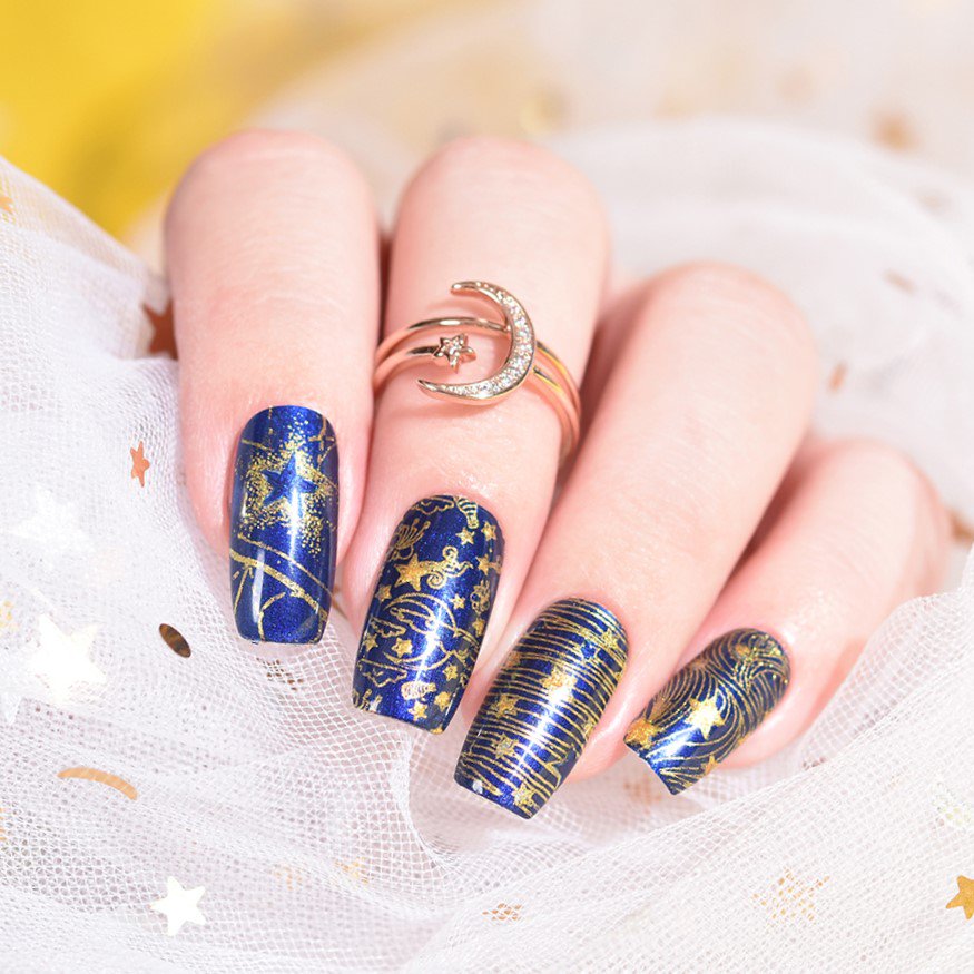 Kadsnailart's tweet photo. Nail design using KADS stamping plate MIN 009 from AliExpress store(link in bio). #nails #kads #kadsnailart #nailart #nailfashion #nailwork #naildesigns #nailplates #nailpolish #nailartaddict #kadsmin #kadsmin009 #galaxynails #starrynails #starnails #starrysky #starry https://t.co/S70cbbmFDY