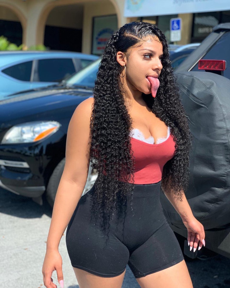 Realkkvsh_'s tweet photo. New twitter alert https://t.co/3Gx0ha2g6f