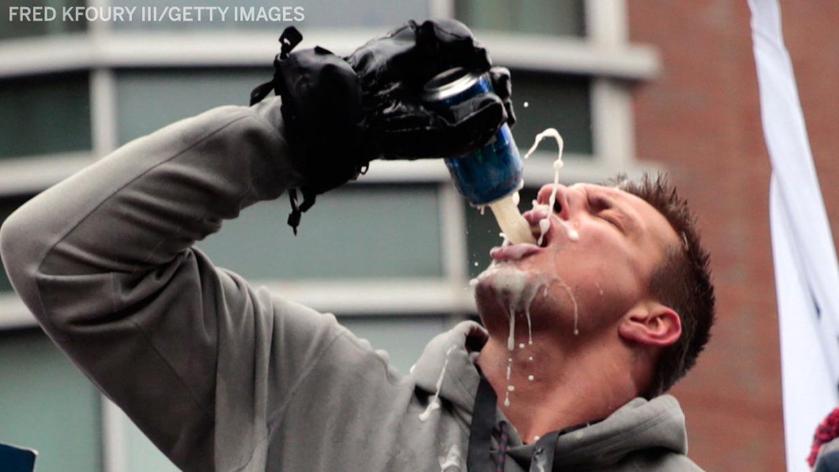 Jared_Carrabis's tweet photo. Thanks for paving the way and thanks for the memories, Gronk. https://t.co/BVw3XpP7xD