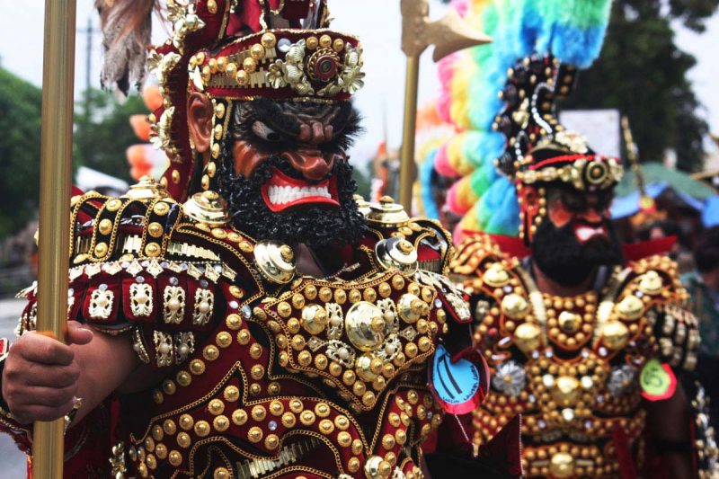 philattractions's tweet photo. Moriones Festival Monday, Mar 25 — Sunday, Mar 31. The Moriones Festival is a dedication to the half-blind Roman soldier, Longinus, who pierced Jesus in his side with a lance while he was on the cross. For more visit us here https://t.co/pIfj09LFga #MorionesFestival https://t.co/u7vtR4vjKg