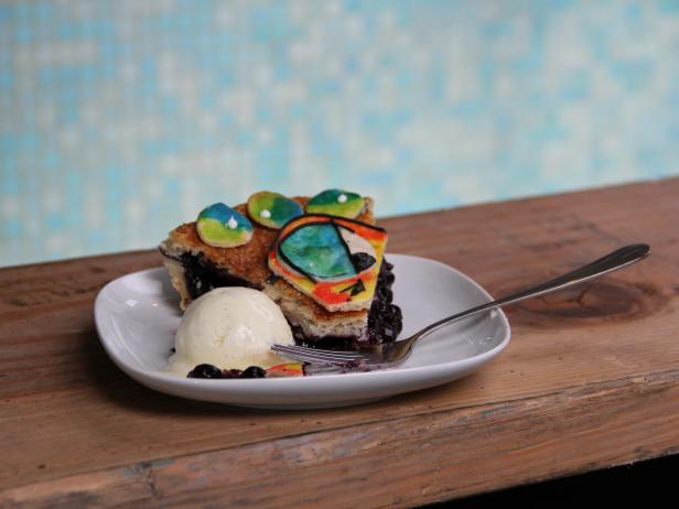 It’s pie time! Take a look at the gorgeous &amp; delicious pies <a href="/CakeBossBuddy/">Buddy Valastro</a> &amp; <a href="/DuffGoldman/">Duff Goldman</a> made for this week’s Bake-Off! #BuddyVsDuff