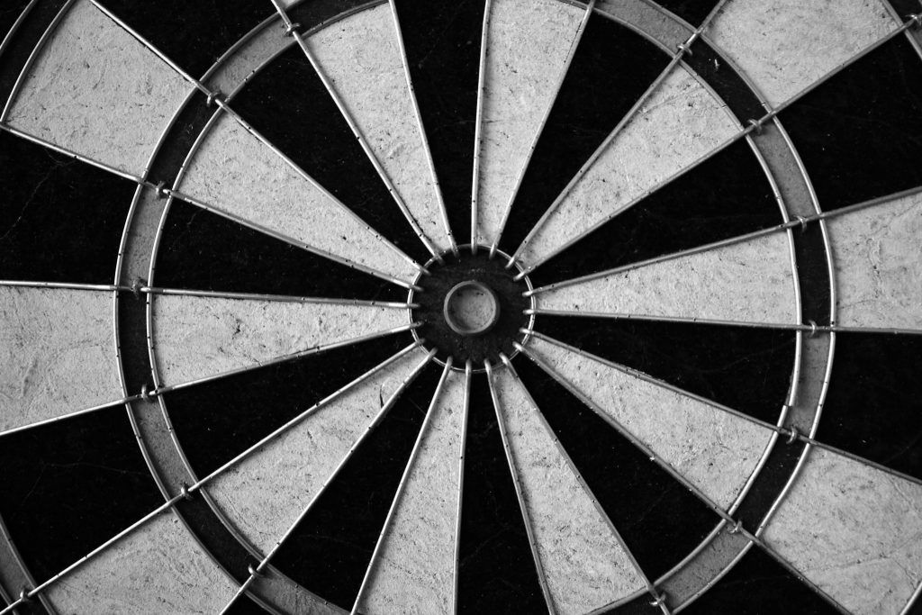 macronimous's tweet image. Dart vs #Typescript vs #Kotlinjs bit.ly/2JzkU9n
