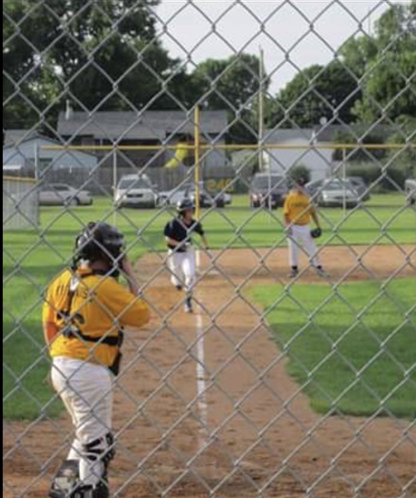 JarrettKruse23's tweet image. 50 retweets and @ChilcoteSam will go out for baseball 😳👀