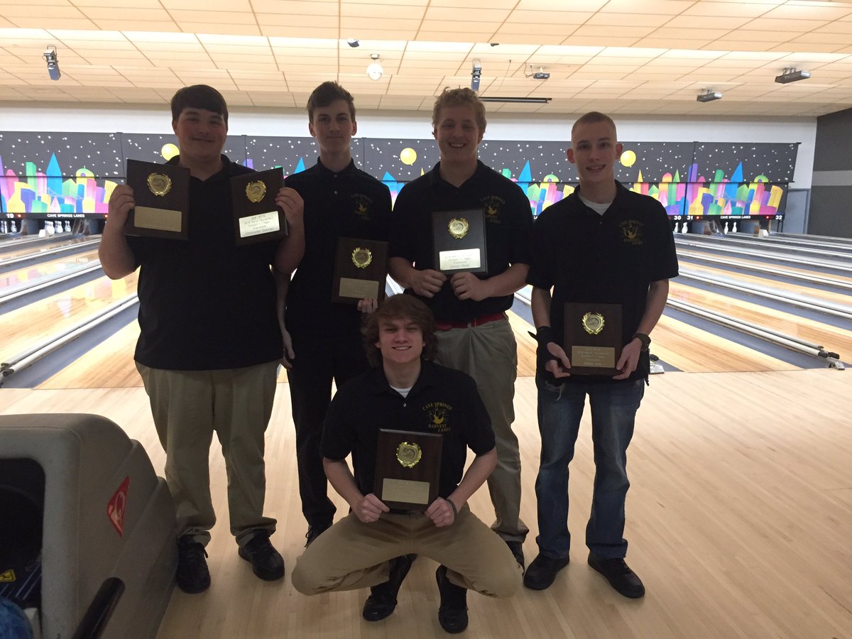 FZE_Bowling's tweet photo. Congratulations FZE #2 team for back to back 1st Place Team Championships in Division 1 in the 2018-2019 St. Louis Metro Bowling Tourn.  Terrific job to CJ Donovan, Jordan Ball, Carson Shultz, William Sims &amp; Derick Reno @Reno_Dero https://t.co/LWSXt0oKSo