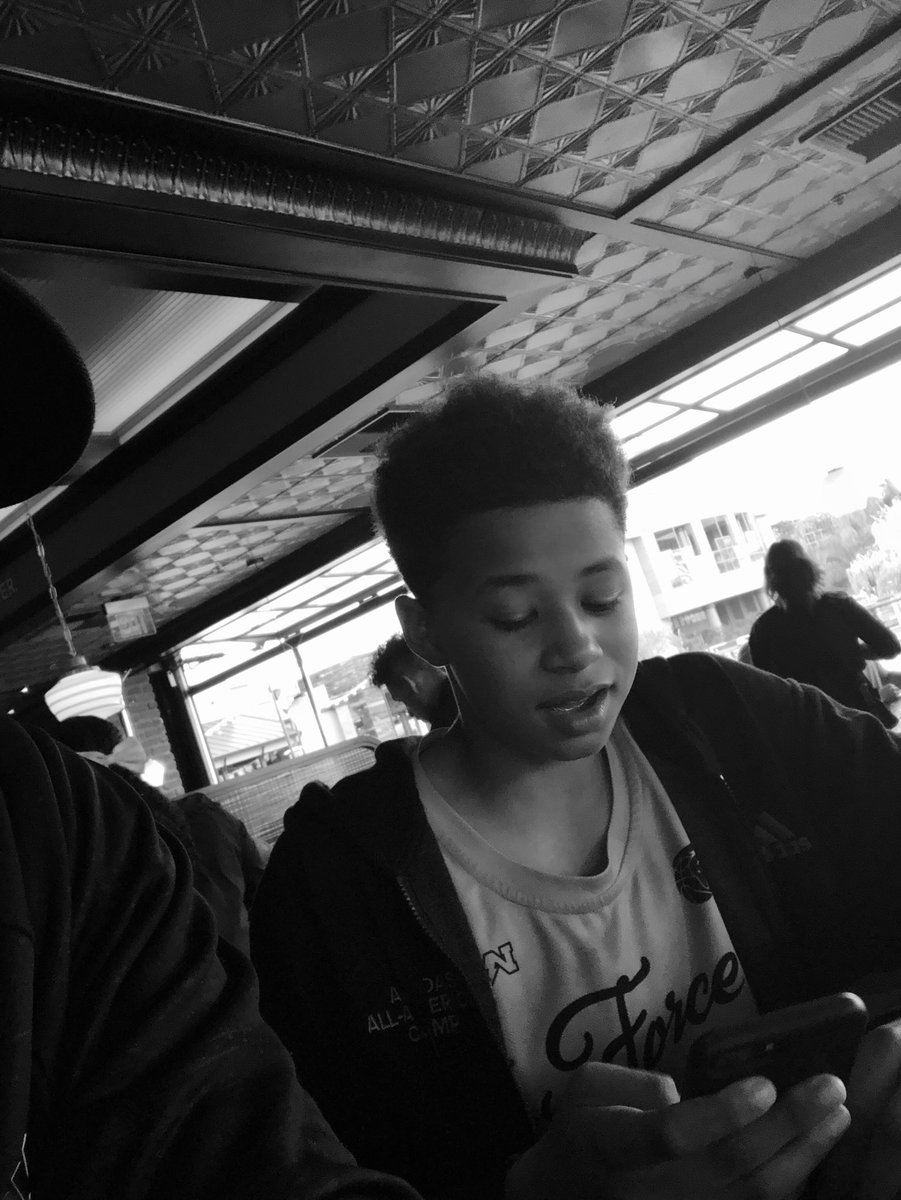 DceanB's tweet photo. Dinner and March Madness with my guy CB! #bryantmen #afatherfirst #joshua1:9 https://t.co/0QkiS9xhDF