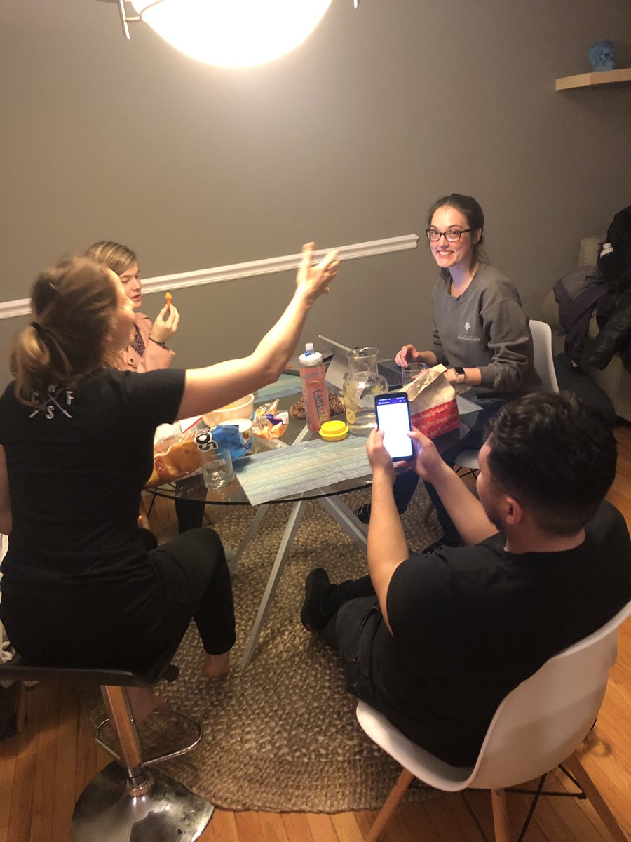 GradCastWUSTL's tweet photo. GradCast meeting happening now! https://t.co/SzwBOFwm5F