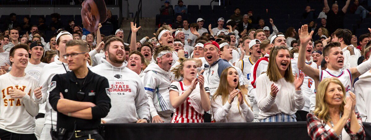 sgnimagery's tweet photo. My memories of @LNHoopsOx 18-19 season: GREAT PLAYS - i.e. the @tjwahl dunk after the assist from Jensen to take the lead 26-24 in the state championship game.  SUPPORTIVE BENCH. SUPER FANS. FANTASTIC COACHING STAFF. #TOUGHandTOGETHER Thanks for the memories! ❤️  #sgnimagery https://t.co/kyYcDjFfin