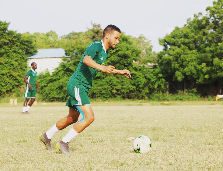 ffrim's tweet photo. #FFRIM Images de la première séance d’entraînement des Mourabitounes 🇲🇷 à Accra. #GHAMTN https://t.co/Ij3Q4i14WA