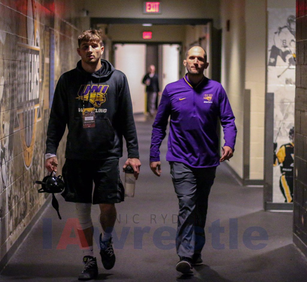 dre_nald_foster's tweet photo. What an honor and blessing it has been to represent the purple and gold on and off the mat, to stand shoulder to shoulder with my brothers, and to have the support system I do. Forever grateful for the opportunities and people I’ve come across. https://t.co/Si3aDpUlM5