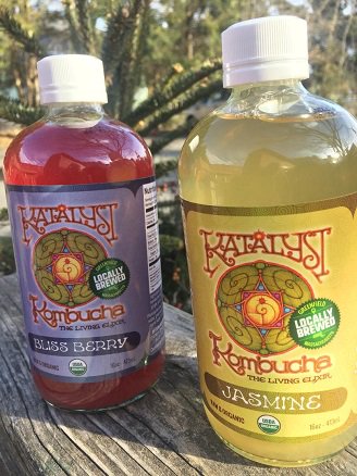 What a beauty of a sunny Sunday! Choosing between #Bliss and #Jasmine...what is your fav?
#SpringTime #booch <a href="/KatalystKombuch/">Katalyst Kombucha</a> #WesternMA #thelivingelixir