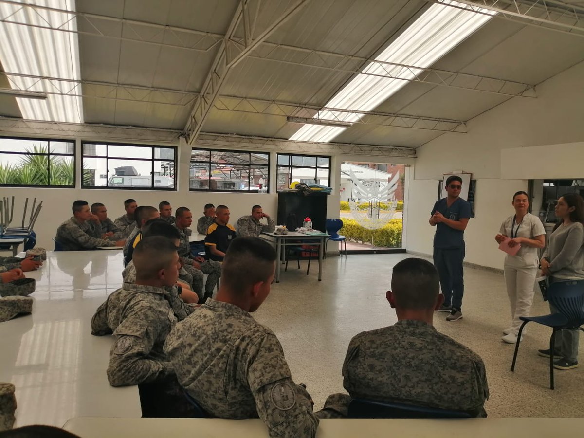 JEFSAFAC's tweet photo. #NuestrosProgramasFAC | #SanidadMilitar #CAMAN @FuerzaAereaCol Promoviendo en los #AdolescentesyJóvenesFAC información con criterio, de calidad y derribando mitos sobre los métodos anticonceptivos y de protección contra las enfermedades de transmisión sexual https://t.co/vmWRVYcUDV