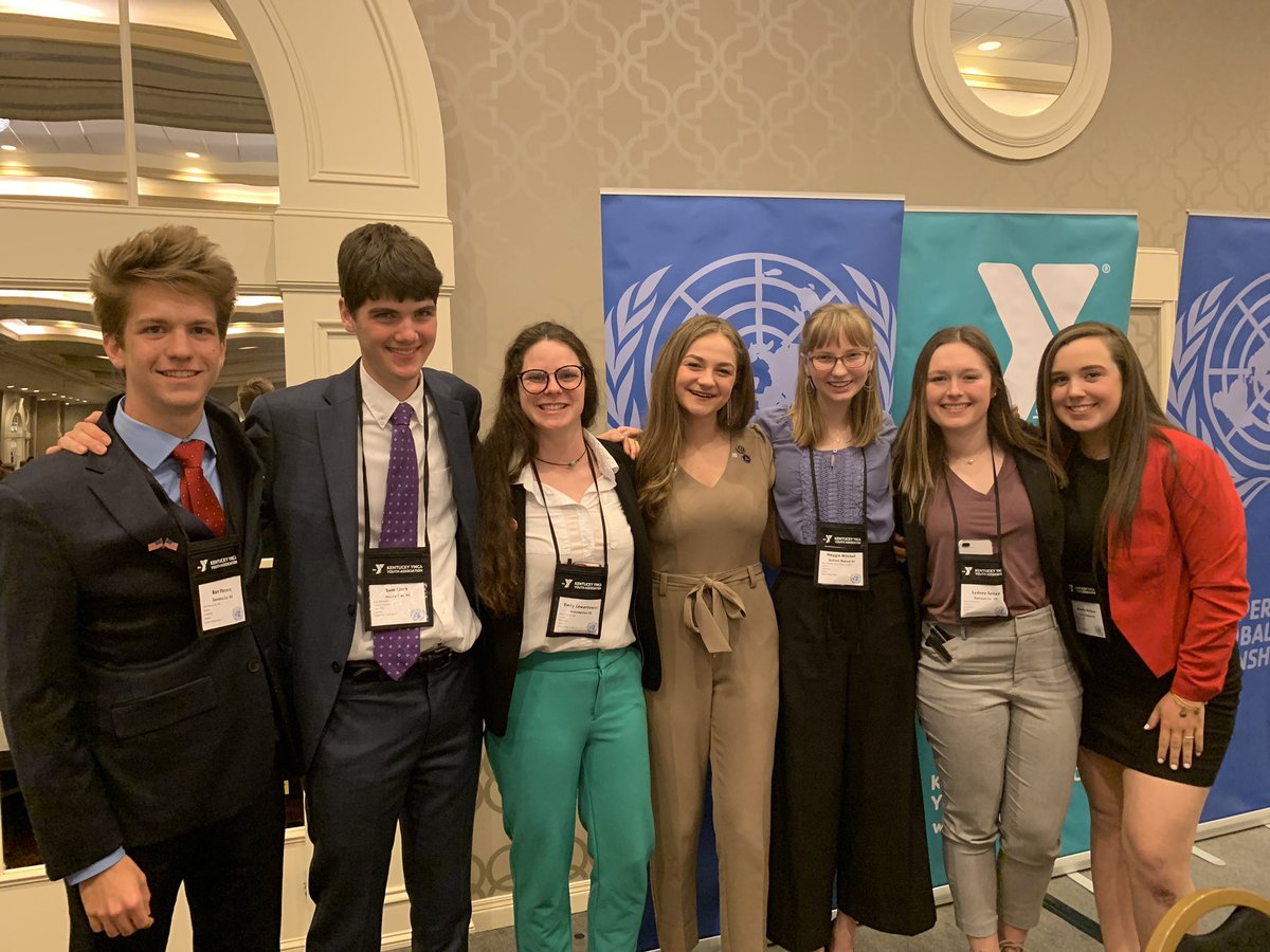 “Embrace the urgency of NOW.” -Maddie Goldstein 

KUNA HS 3 POs are ready to bloom! 

#lookatthoseleaders #KUNA2019