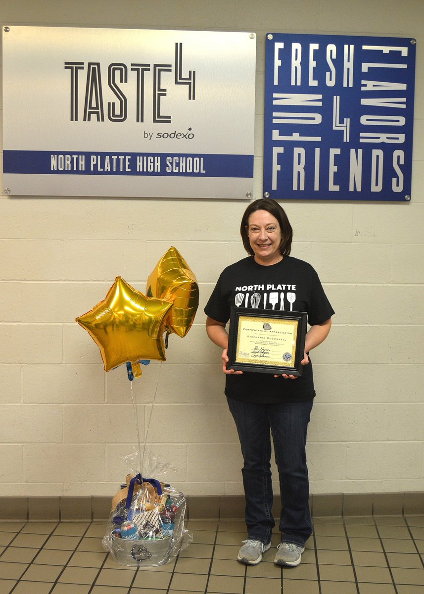 NPFoodService's tweet photo. Friday was a Great Day!  Stephanie McConnell, NPHS Kitchen Manager, was recognized as the NPHS Employee of the Month for March.  Great Job and Congratulations to Stephanie!  
@nppsd @bsnowden11 @sodexoUSA @NPHS_AD https://t.co/Q3CkUODJJg
