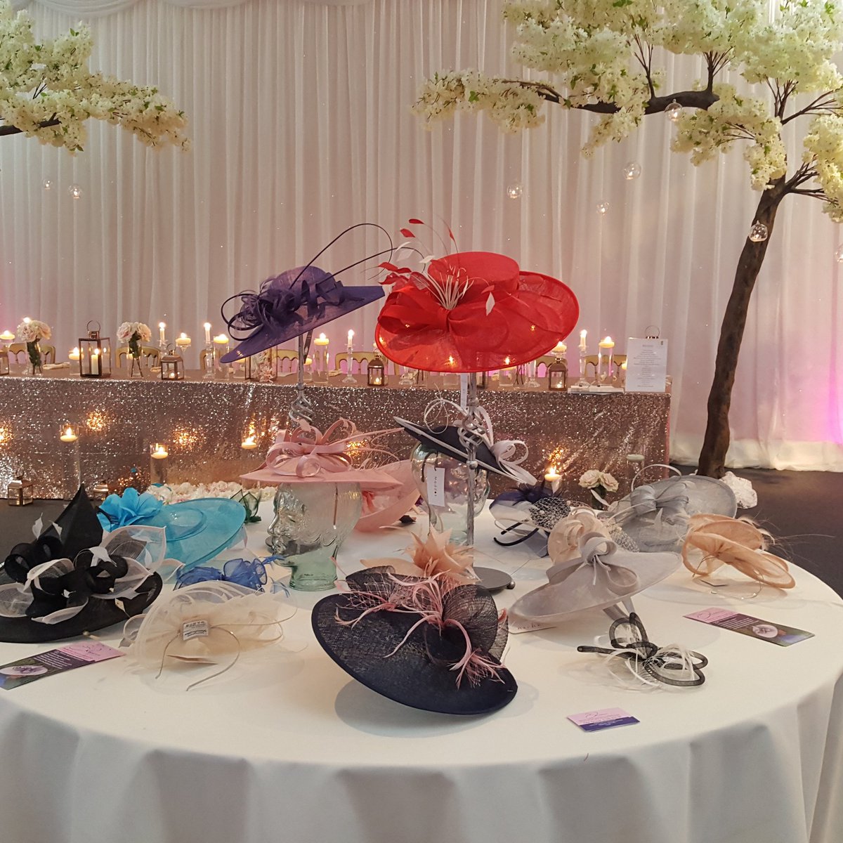 KindertonHats's tweet photo. Thanks to @HeatonHouseFarm for a great #wedding experience event.
Lots of #ladies and a few men enjoyed trying on the #weddinghats #weddingfascinator.
#hatshopincheshire #hathireincheshire #ladieshats #cheshireweddingvenue #farmwedding https://t.co/X67R7WvciR