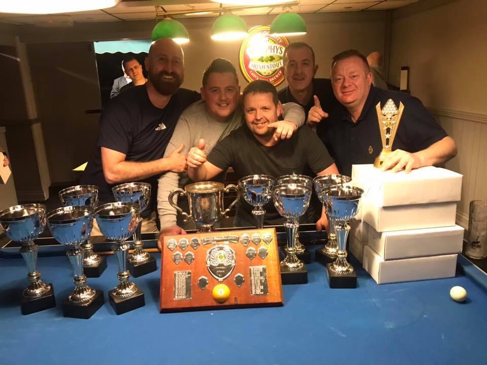 NewbridgeInn1's tweet photo. Willbridge pool team getting their trophies for winning Division 1 🏆🎱 

Well Done boys 🙌🏻🎉
#PoolTeam #Locals #Winners #DivisonOne https://t.co/6OsRlwgs49