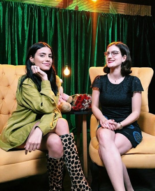Emi_Juliantina's tweet photo. Recuerden que mañana sale la entrevista de barbie con Inés💖 
Y también haremos algo para tener a las niñas en revista Moi
Mñn todo el fandom activo y juntos para seguir consiguiendo grandes cosas con Maca y bar.
@JuliantinaINTL @JuliantinaFans 
@juliantinaddict @BarbaraLopezMx https://t.co/Uf8Q3fNOcD
