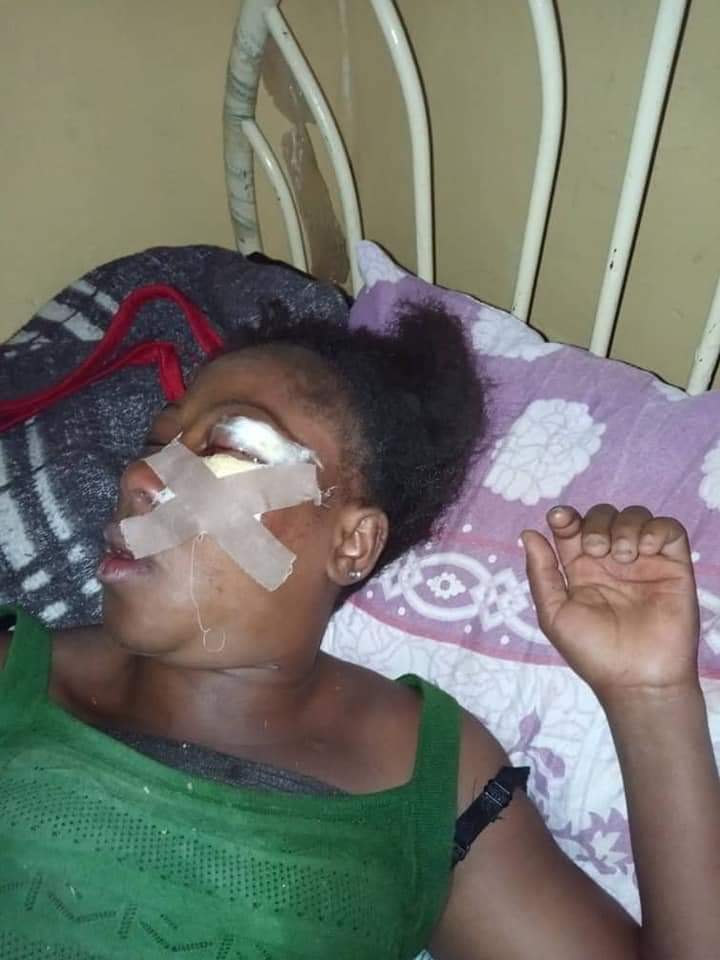ByAtsen's tweet photo. The Speacial Task Force of the @HQNigerianArmy (biker squad) is becoming a terrorist organisation in Plateau State. Last night, two of my friends who went to cut their hair were among the numerous people brutalized by the military in a BARBER'S SHOP at Tina Junction for no just https://t.co/EC4FWsc6qJ