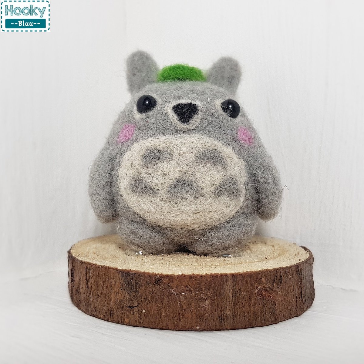 HookyBluu's tweet photo. ¿A quién más le encanta Totoro?

¡¡Nosotros lo amamos!!

100%  Lana afieltrada.

#handmade #hechoamano https://t.co/CmXn3OFoeT