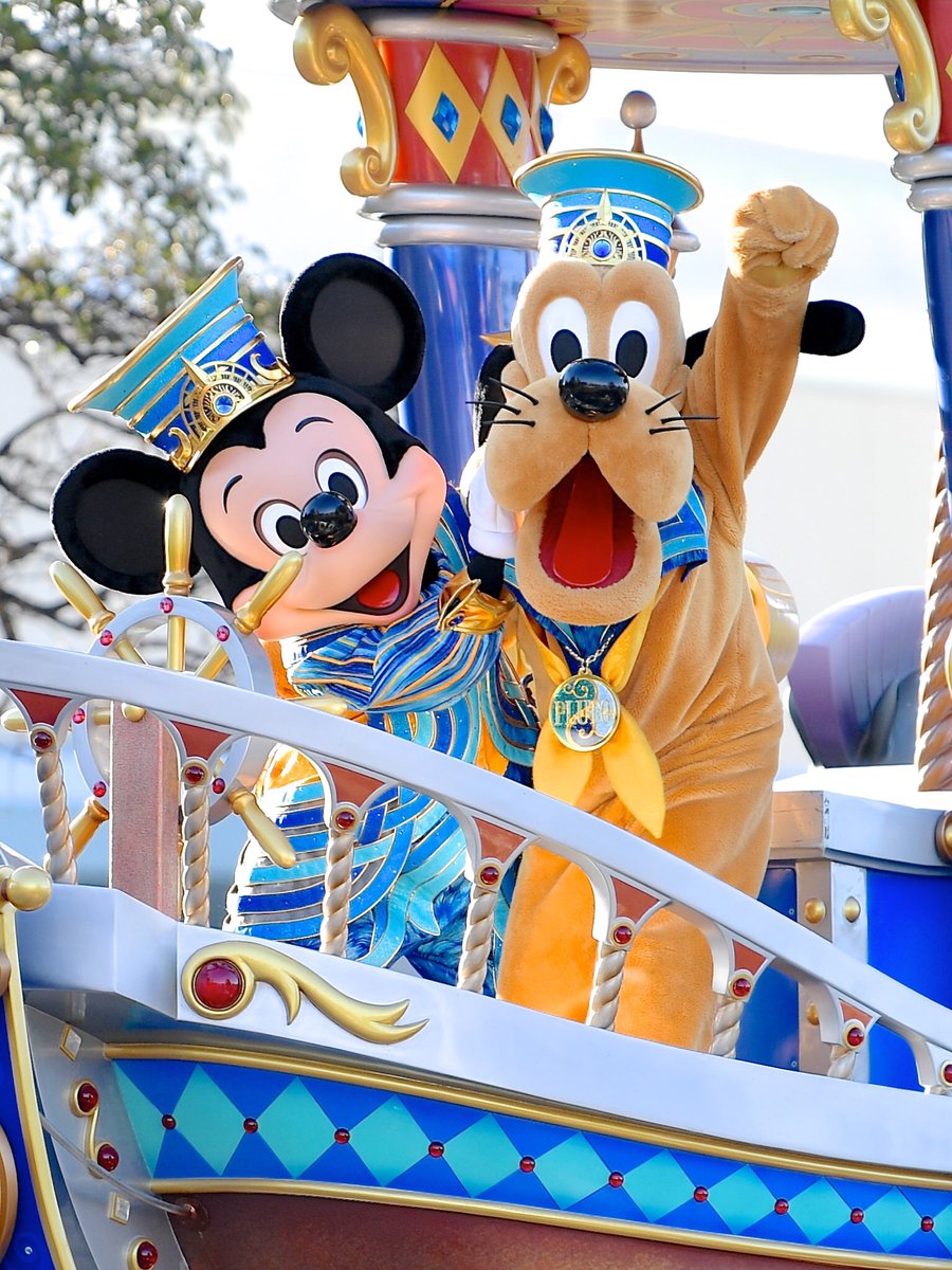 MezzoMikiD's tweet photo. 東京ディズニーリゾート35周年
“Happiest Celebration！”
本日最終日です。
https://t.co/bFUUpozLtz https://t.co/MywxIOiph1