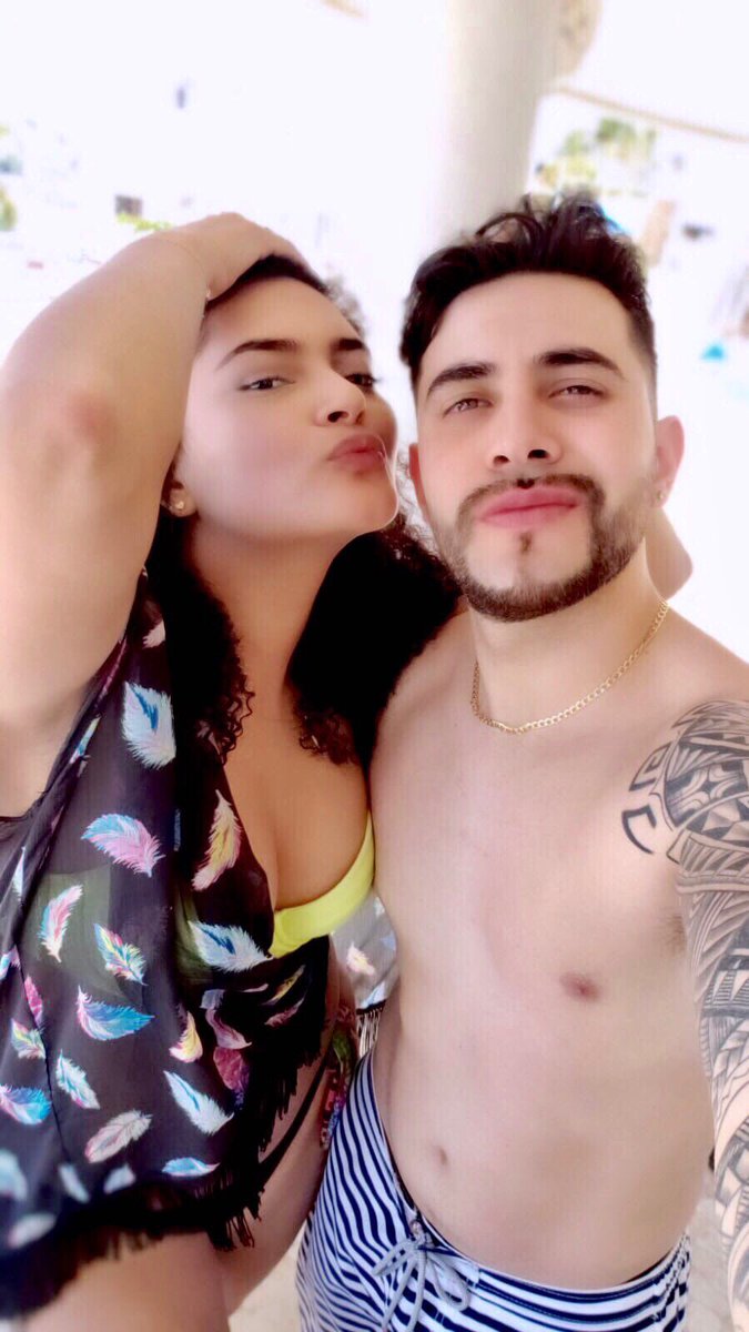 kelly_arv's tweet photo. Vacaciones en familia ♾💕. https://t.co/cCLAlnInyE