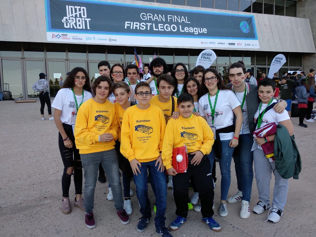 galaxyblas's tweet photo. Después de hacer nuevas amistades y vivir una experiencia increíble el GALAXYBLAS empieza la cuenta atrás para viajar a Sidney.
#FLLGRANFINAL #FLLSpain https://t.co/8YIAfOkoZF