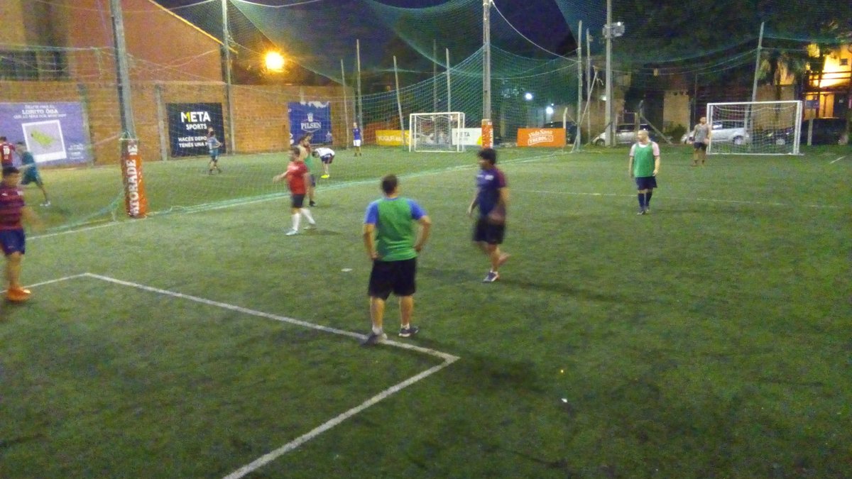 DerechoAzulgra1's tweet photo. #AmistosoAzulgrana

#2doPartido
@Nazulgranatw 0-3 @CaravanaAzulgr1

#FanáticosFútbol
#PorTusColoresMeDesespero https://t.co/lBnqzqtBVQ