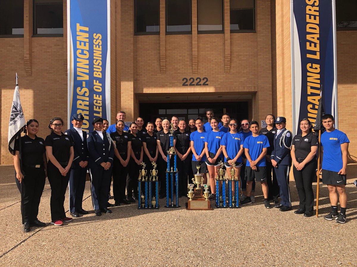 ClarkHS_AFJROTC's tweet photo. Congratulations to Silver Valor and our Physical Fitness team for capturing first place in every event we competed in at Angelo State University. #goclark #angelostateuniversity https://t.co/CnUUoUMqkN