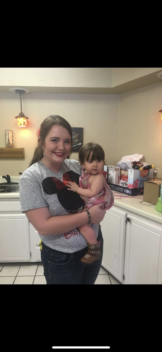 Laceyciara's tweet photo. This is not usually my thing but I’ve lost 75 lbs in under a year so here’s to self confidence and not being afraid to show yourself off every once in awhile https://t.co/P1SbgFin93