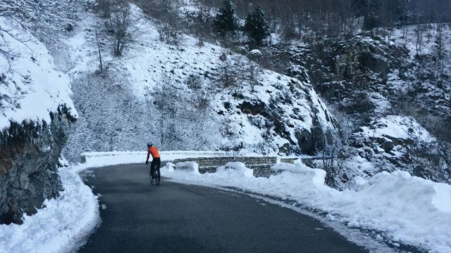 TrainingPeaks's tweet photo. Ready for another day of winter indoor training? Read this for inspiration: https://t.co/PZpLyqwDaX https://t.co/lHxgbbqyaE