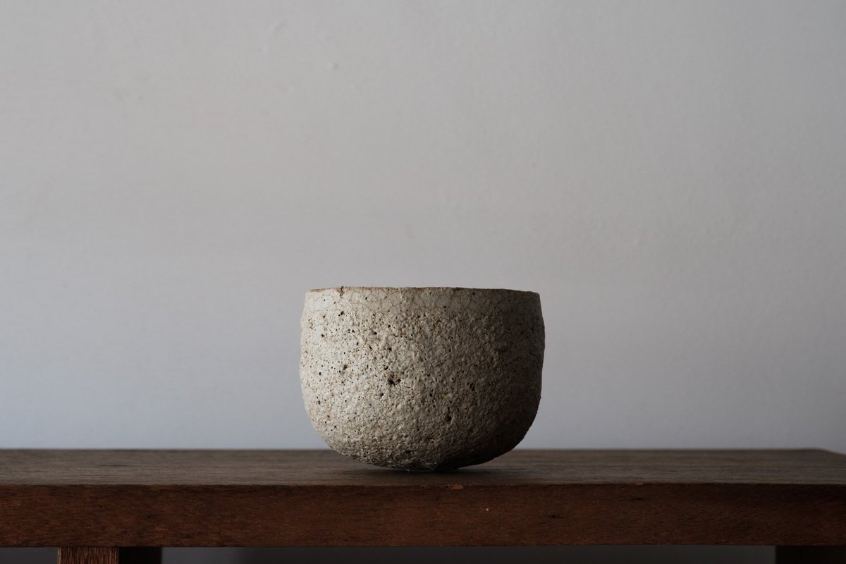knulpAA's tweet photo. 桜井寛之作陶展 本日三日目
2019.3.23(sat) -3.31(sun) *closed 3.27
11:00-19:00 (lastday 16:00)
在廊 3/23、3/24、3/29、3/31
倒れないカップ
向付にも使えそう。
#桜井寛之 #knulpAA https://t.co/s0zkxvHjsp