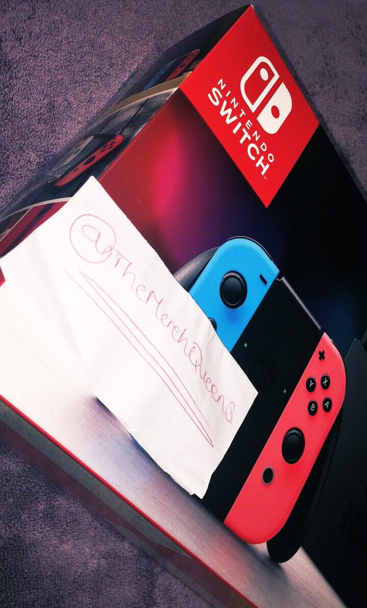 Themerchqueens's tweet photo. Who’d like a BRAND NEW Nintendo Switch!!!

Just a quick THANK YOU for 5,000 Followers🥳

To Enter:

Step 1. Follow Me @TheMerchQueens

Step 2. RT &amp; ♡  

Step 3. Tag 3 Friends 

Step 4. Stay Active https://t.co/40StsdrKI3
