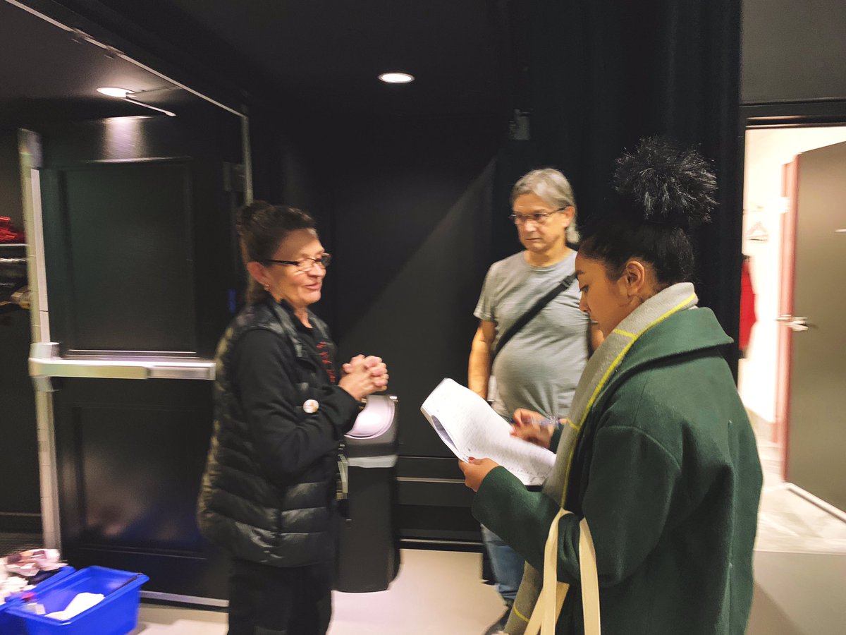 tjimurdance's tweet photo. The first working day.🙏🙏🙏🙏🙏
Our performers do the daily body training and rehearsal in this cool day.
BUT! The cool day won’t stop us!
Stay tuned....Tjimur Dance Theatre is in the town.
#KWstudio
#vancouverfestival https://t.co/IRGx5ody43