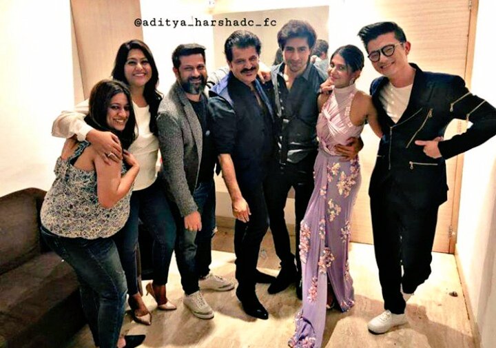jenshad_forever's tweet photo. Fandom more BTS of Jenshad. I can't believe my eyes. God's being so kind to us these days. 

Happiness = INFINITY

#HarshadChopda #JenniferWinget #JenShad #AdiYa #Bepannaah  #EkSaalBepannaahPyaarKa #IndianTellyAward2019 #TellyAwards #IndianTellyAwards https://t.co/bGRIkpvtlR