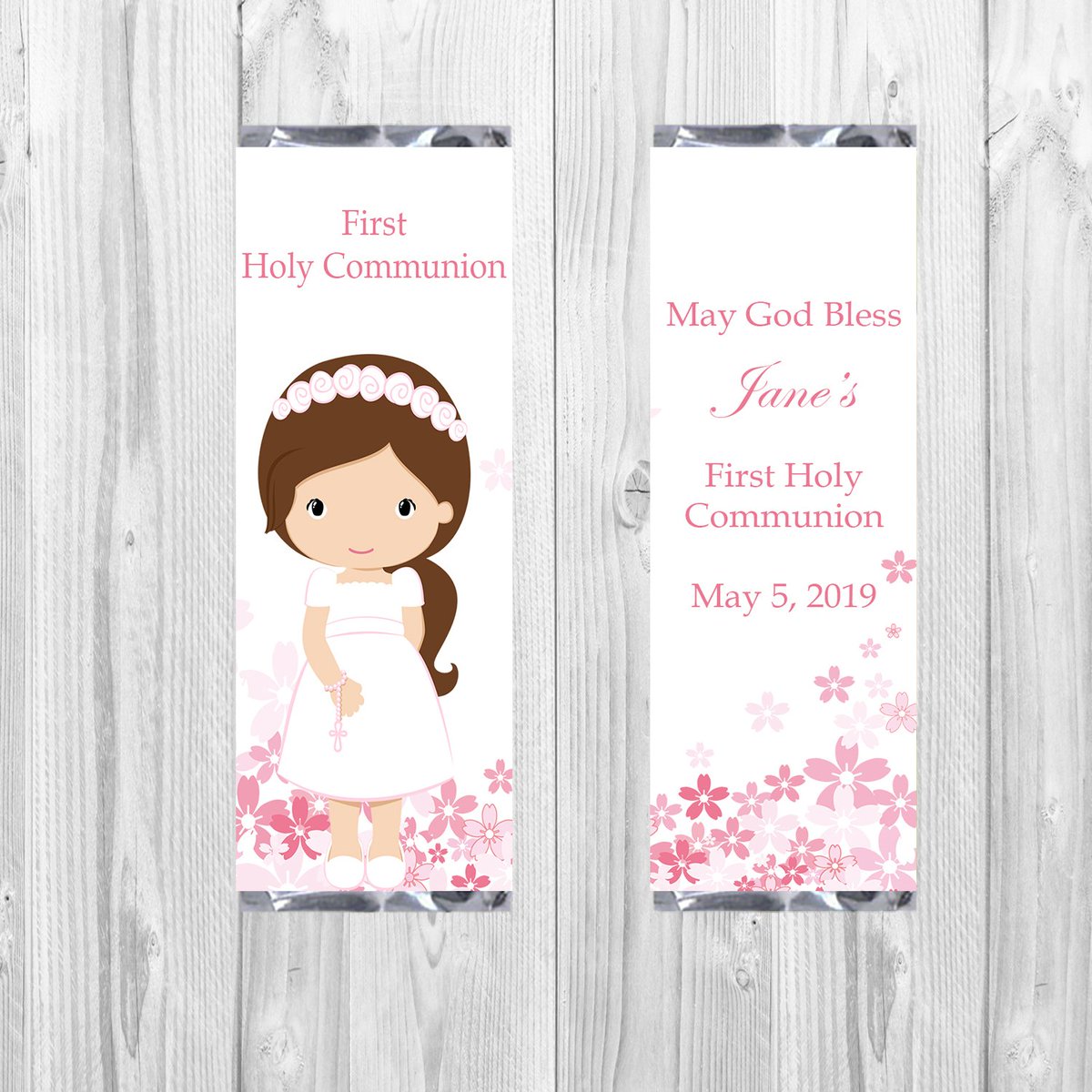 LoveleesCreati1's tweet photo. Just added to our Etsy Shop!
.
First Holy Communion - Hershey’s Candy Bar Wrappers

Print Yourself: https://t.co/z6oNPhGamc
or
Shipped To Your Door: https://t.co/6WZHGxoDQL
or 
Visit our Etsy Shop@ https://t.co/8I0tmPIAjX

#firstholycommunion #favors #giftidea https://t.co/IfDAwAKw3b