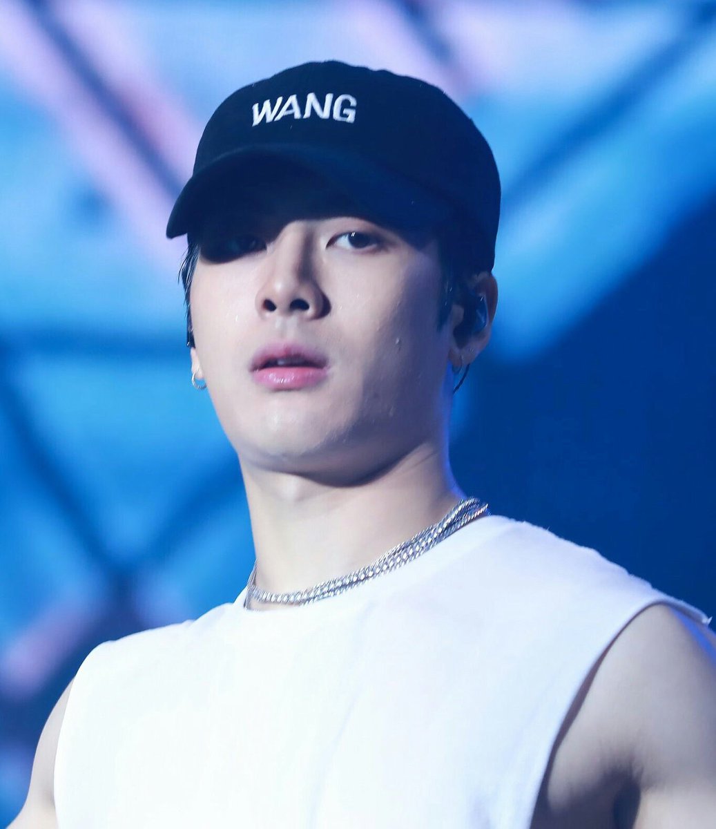JacksMyOxygen's tweet photo. You who never fail to make me smile @JacksonWang852 thank you for everything that you do. I will always be here supporting you. see you the soonest. Love you 👑 @JacksonWang852 #KingJackson #TeamWang #OurPrideJacksonDay https://t.co/89TGCyqzef