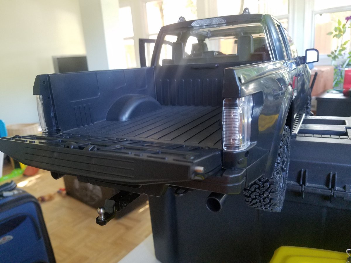 RandomGaming86's tweet photo. So I'm back after a great weekend! ParkerFest was freaking awesome and to top it off I won a brand new rig!!! Thank you to everyone on the @RECONG6 crew and @rrwkrawlzone for another memorable event! One I will absolutely never forget 😀
#rc4wd #ReconG6 #TINYTRUCKS #RCADVENTURES https://t.co/rWqL7IJ2ag