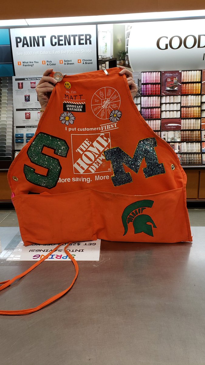 lerien68's tweet photo. Way to be a good sport and drive credit Matt! @HomeDepot2779 @beccajb1228 @Curtis_BHD @mmarchewka1986 @Tako012 @alanshroederhd @scooterdash01 @BrendaBatHD https://t.co/qsmwcYu8Vl