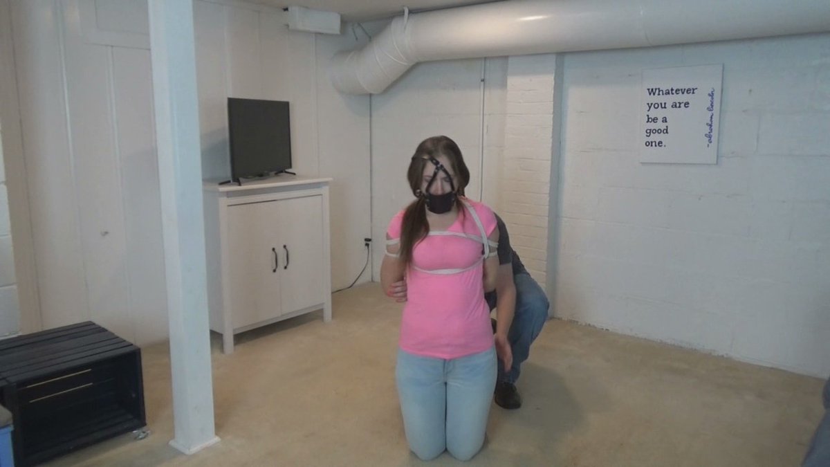 MasterF1970's tweet photo. Rachel Adams-- Tight Jeans & Boots Super Strict Hogtie Pt 1 #BONDAGE #clips4sale https://t.co/MXhkuLKrsu via @clips4sale
@rachel_adams2 looks sexy in her tight jeans & boots as she is panel #gagged #boxtied & #hogtied
Get your copy of our latest #bondage #damselindistress clip https://t.co/WBATrDsNvO