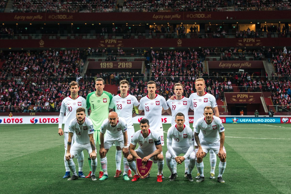 damkuj's tweet photo. POLSKA 2-0 ŁOTWA 🔥🔥🔥

#POLLOT https://t.co/kN9cNfefRQ