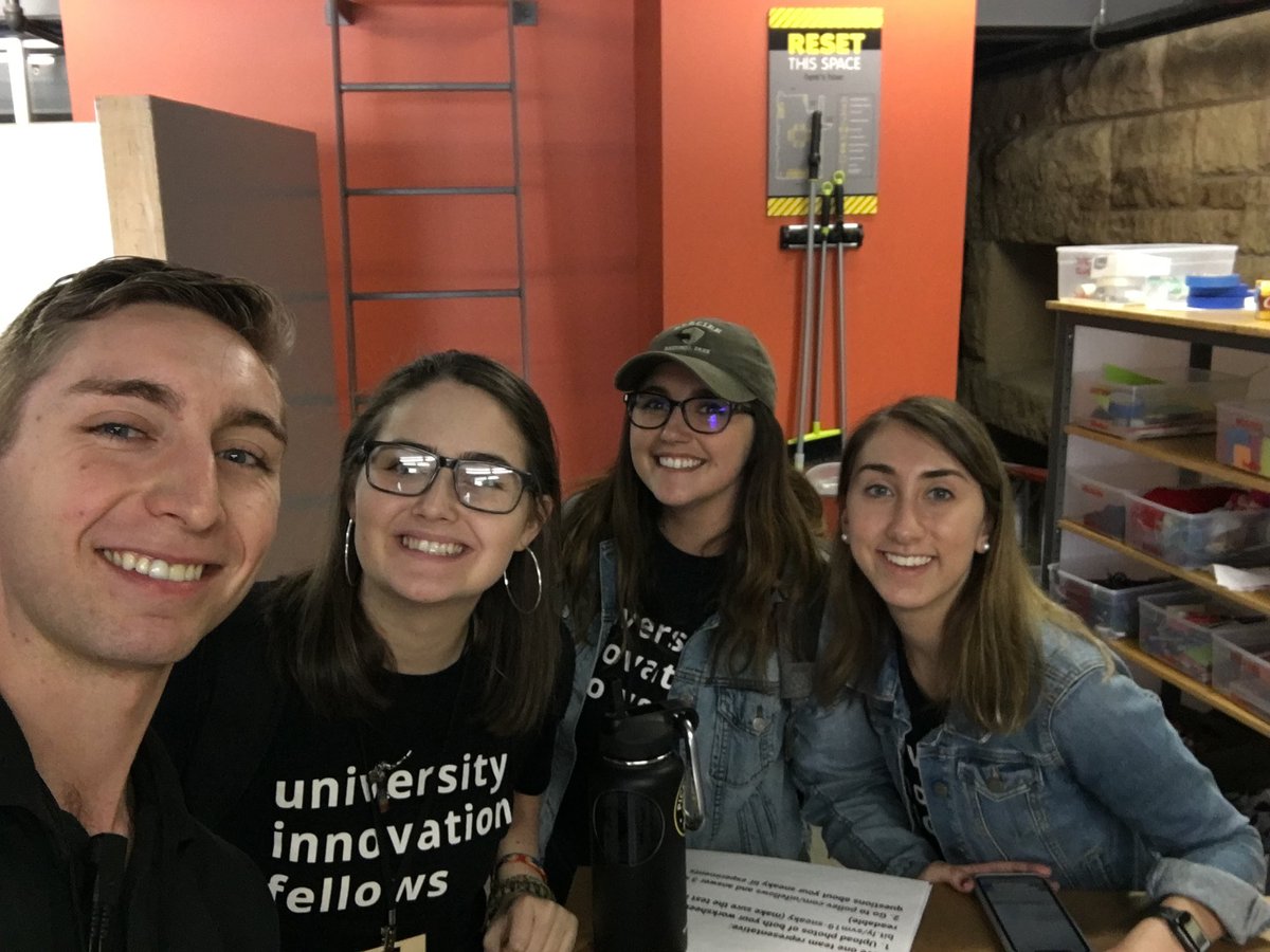 sydneybthornton's tweet photo. Thankful for these amazing @uifellows, the ease of collaboration within a team unafraid of being vulnerable with each other, and the knowledge/wisdom from our fabulous fabs! #siliconvalleymeetup #uifellows https://t.co/ZTS7EpQwub